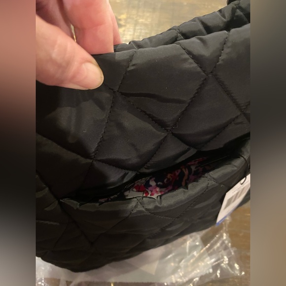 🌸Vera Bradley Quilted Hipster Black - Picture 6 of 9